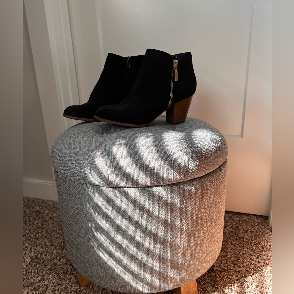 Style and Co. Dressy black booties.